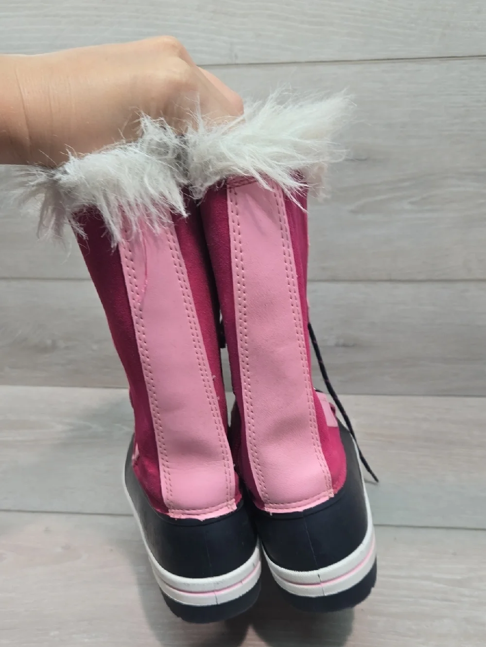 Ozark Trail Big Girl 3M Thinsulate Water Resistant 200gr Winter Boots Shoes Sz 3